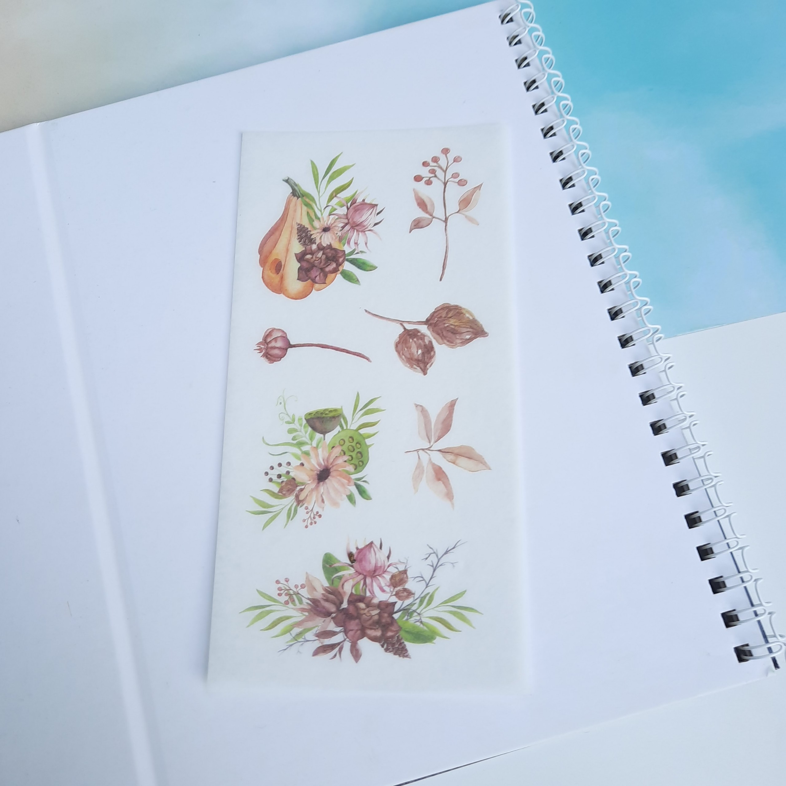 Bộ 6 Tấm Sticker Vườn Hoa Ma Quái
