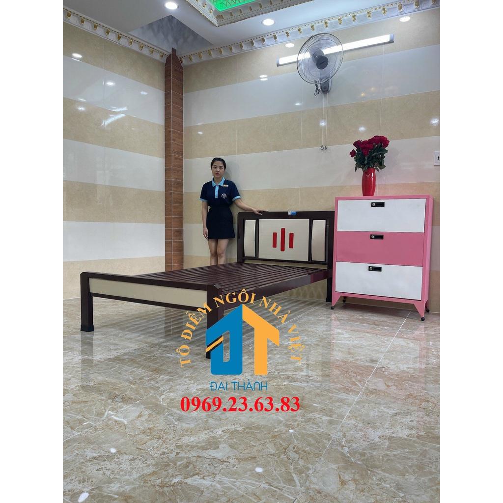 Giường sắt kiểu gỗ ngang 1m4-2m bảo hành 2 năm