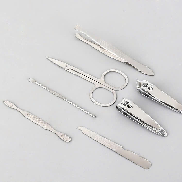 Bộ Bấm Móng 10 Món Kèm Hộp Dễ Thương - Hàng Chính Hãng ( Họa Tiết Ngẫu Nhiên)