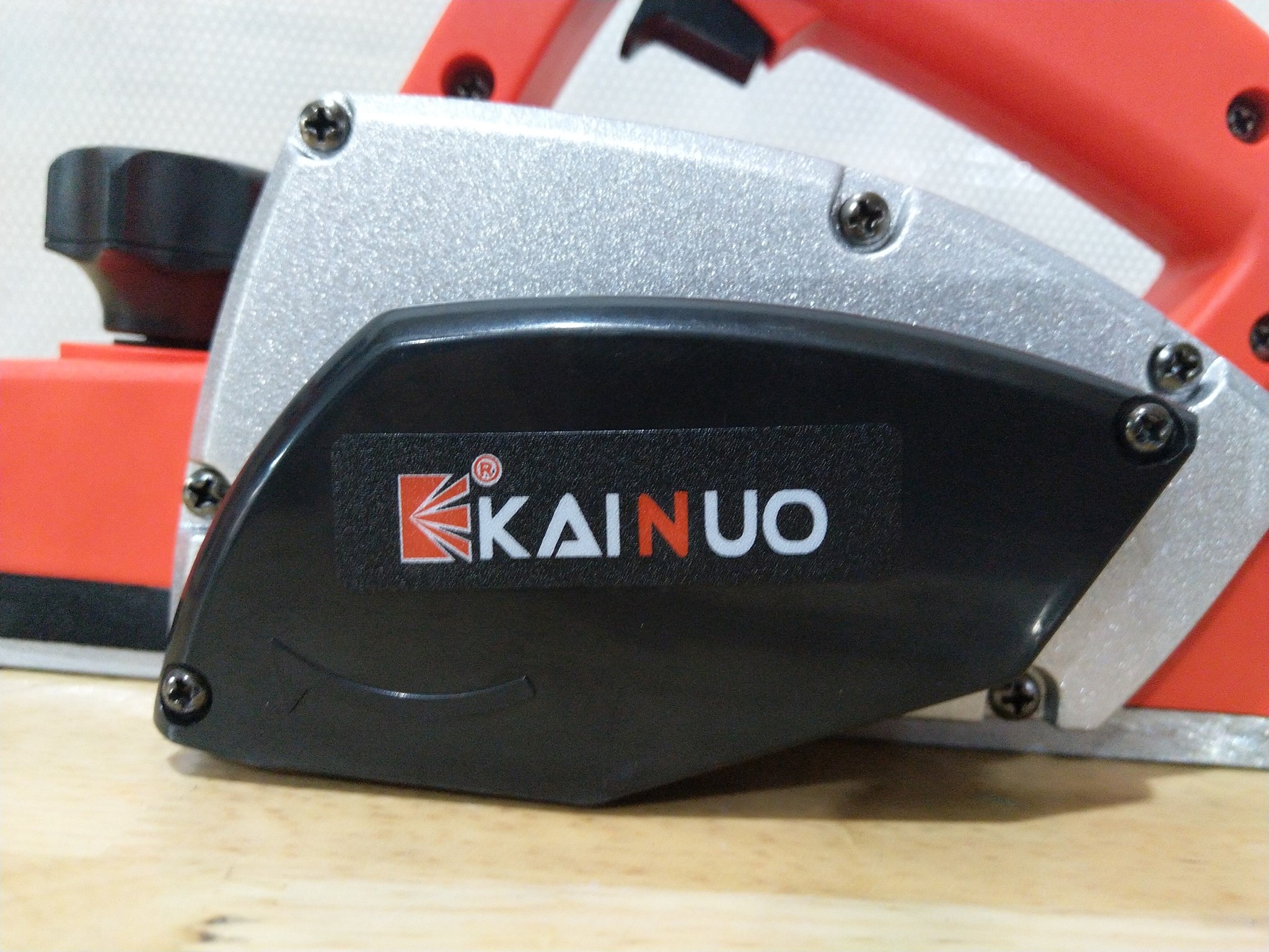 Máy bào gỗ Kainuo 1900 - Chính hãng