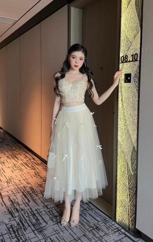 SET ĐI TIỆC, SET 2 MÓN ÁO CROPTOP 2S REN PHỐI CHÂN VÁY DÀI 2 LỚP CỰC SANG