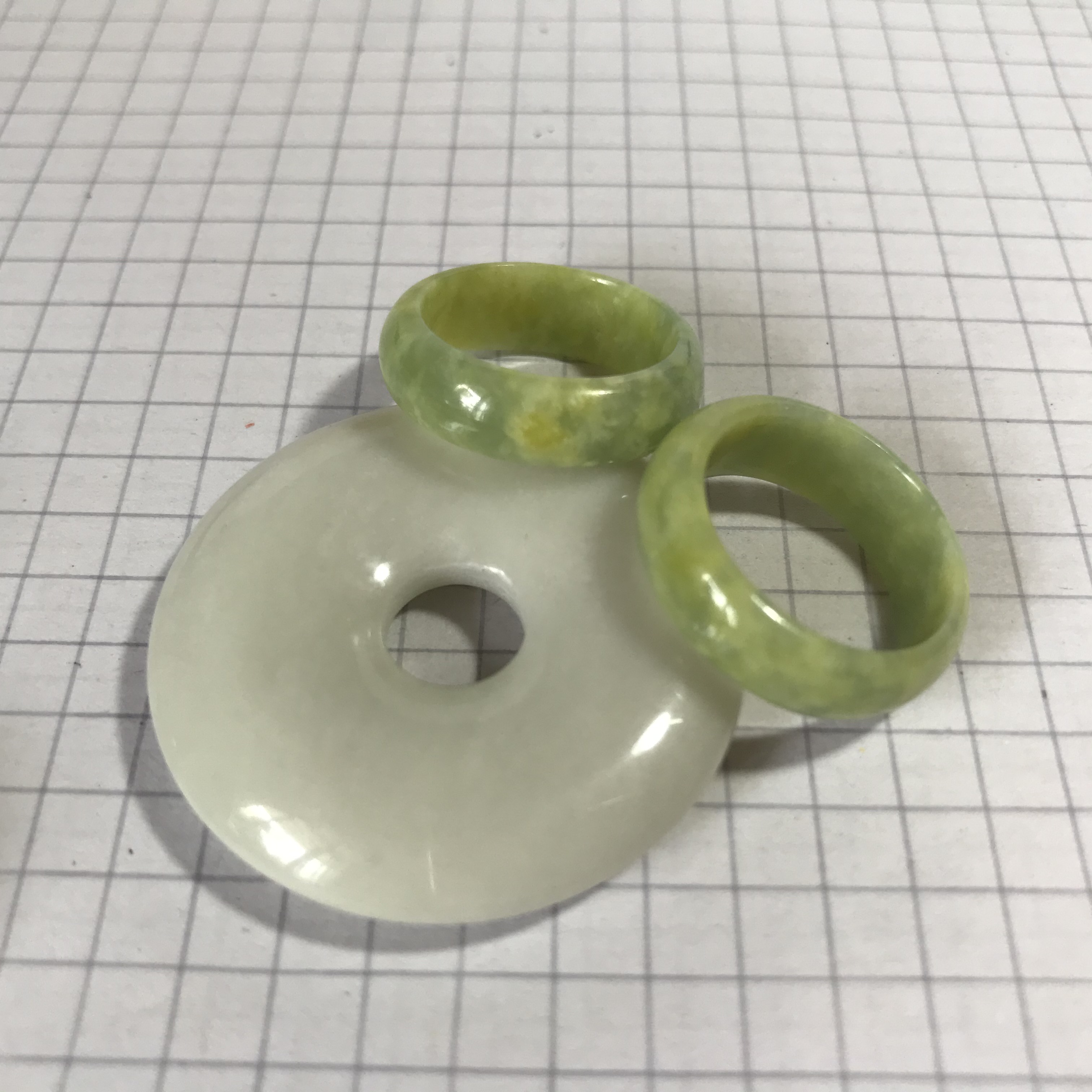 Vòng đeo cổ đồng điếu ngọc tự nhiên nguồn gốc VIệt Nam
