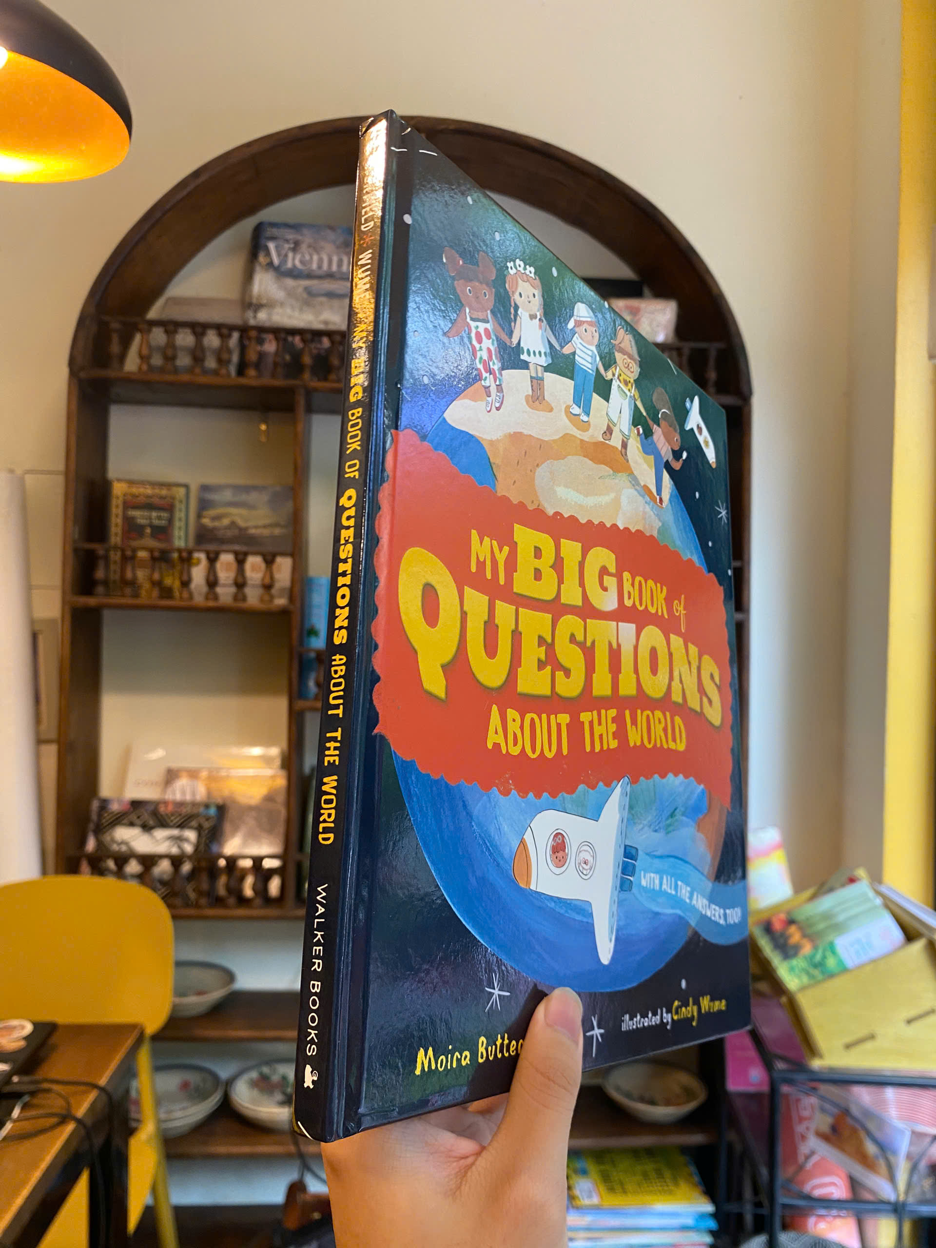 Sách - My Big Book of Questions About the World by Moira Butterfield | Children English Book