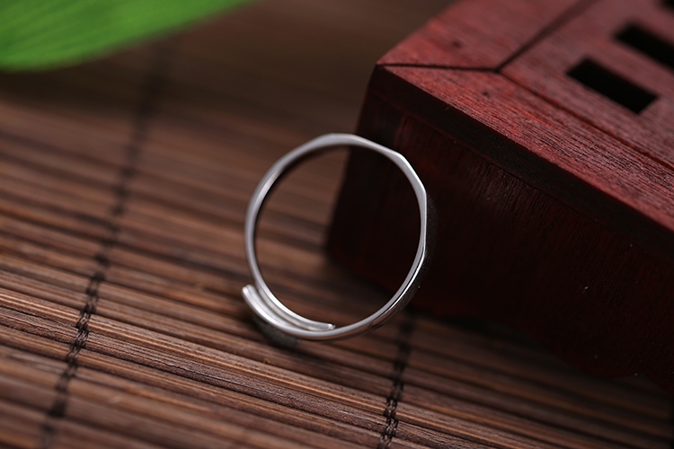 Nhẫn nữ bạc NgọcHY, kiểu dáng Góc Cạnh cá tính