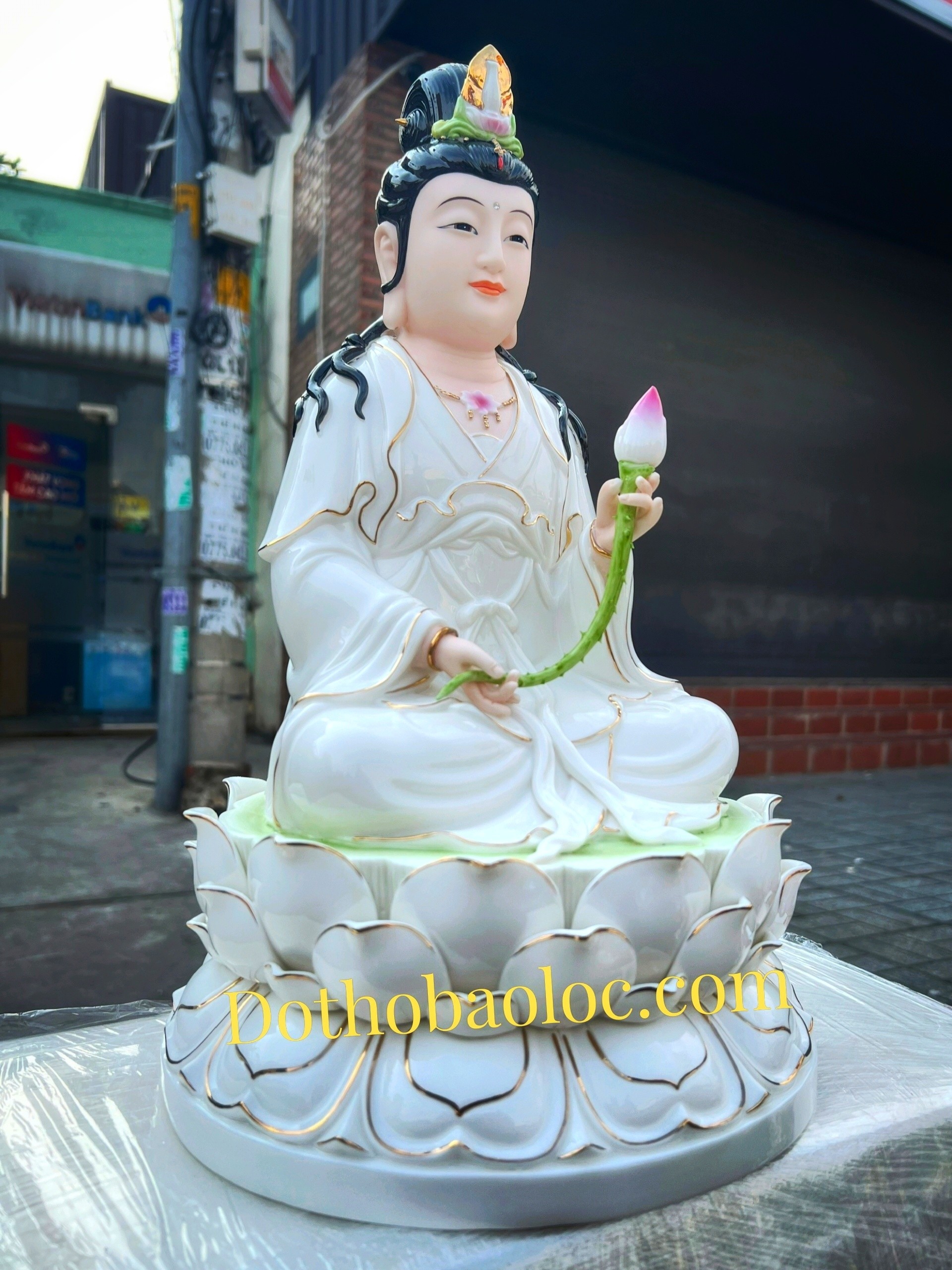 Tượng Phật Đại Thế Chí cao cấp bằng sứ đế trắng cao 40cm