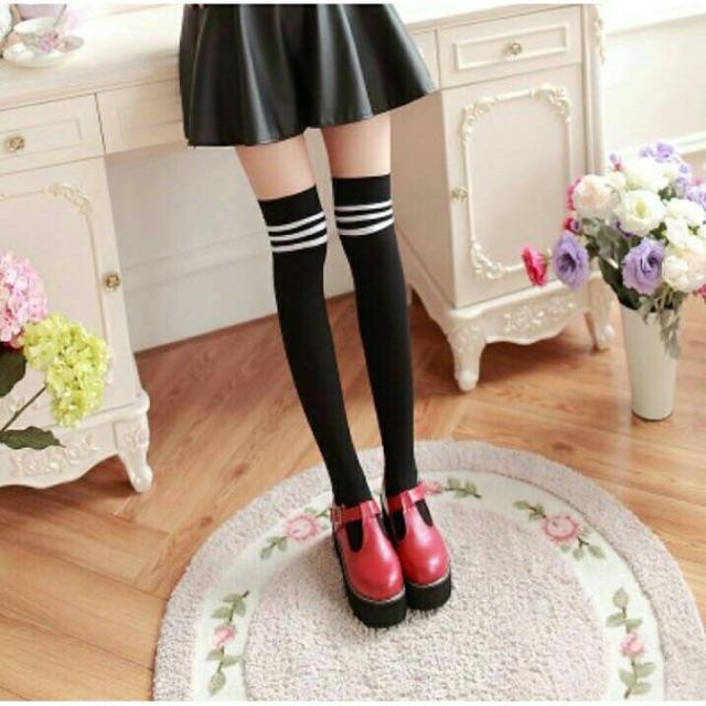 Tất lửng gối Hàn quốc