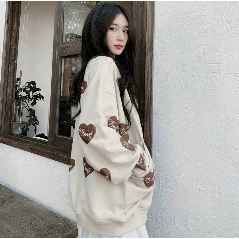 Áo Khoác Cadigan Ulzzang Hình Tim - Áo Khoác Nhẹ Thu Đông Chất Mềm Đẹp, Áo Cardigan hình tim SWE siêu xinh, Áo Khoác Cardigan Nam Nữ Form Rộng Trái Tim SWE Cúc Cài