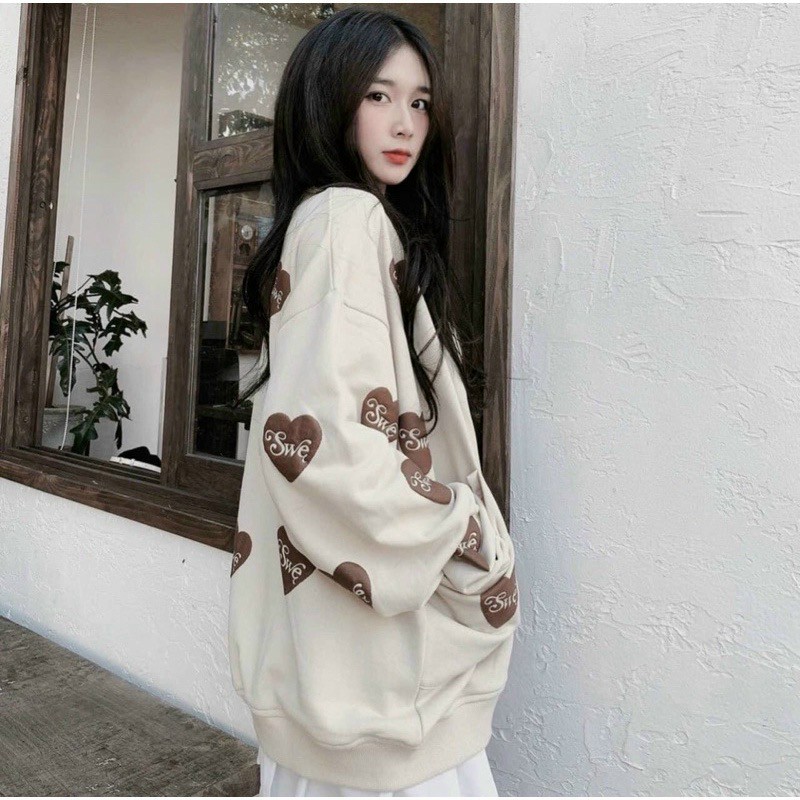 Áo Khoác Cadigan Ulzzang Hình Tim - Áo Khoác Nhẹ Thu Đông Chất Mềm Đẹp, Áo Cardigan hình tim SWE siêu xinh, Áo Khoác Cardigan Nam Nữ Form Rộng Trái Tim SWE Cúc Cài (️ Swe)