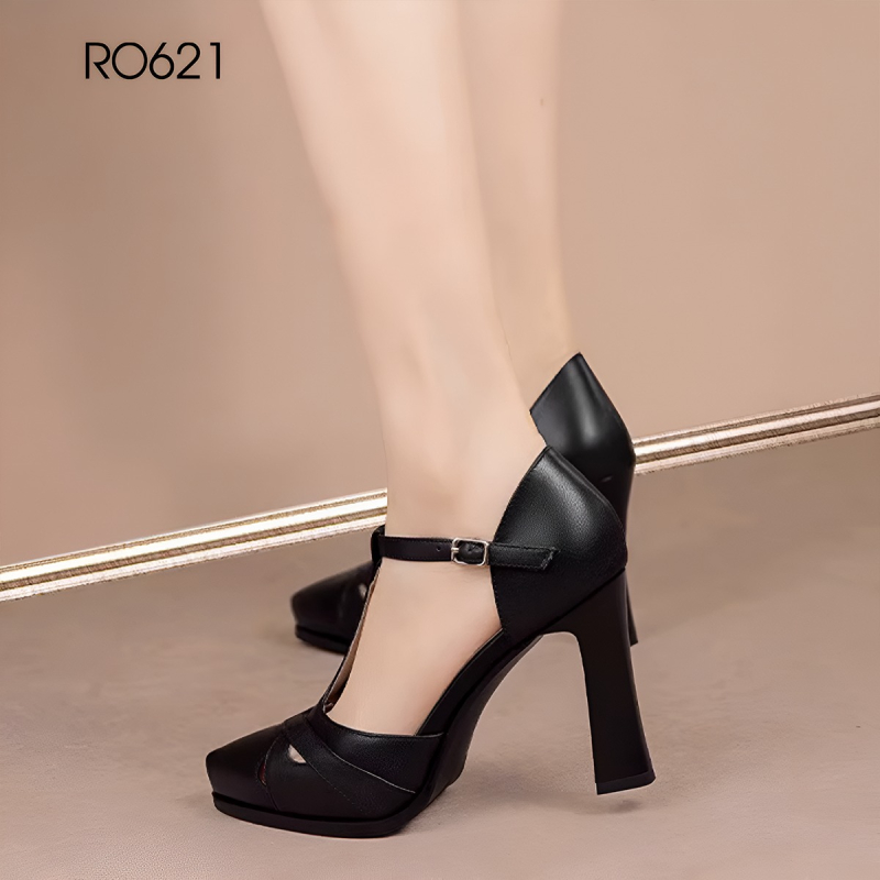 Giày sandal nữ cao gót 9 phân hàng hiệu rosata hai màu đen kem cao cấp ro621