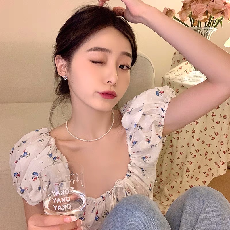 Khuyên tai tròn đính đá xanh ulzzang