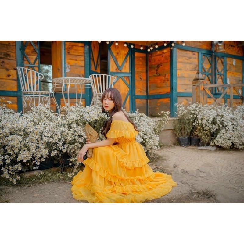 Đầm Maxi tầng vàng bẹt vai