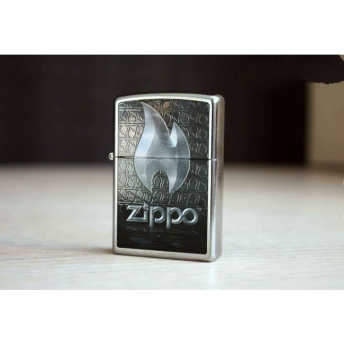 Bật Lửa Zippo Flame Street Chrome Chính Hãng Usa