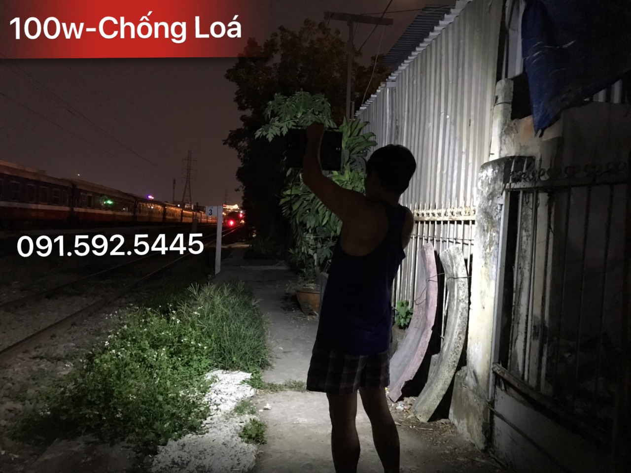 Đèn Năng Lượng Mặt Trời Chống Lóa, IP67, Sáng Tốt.