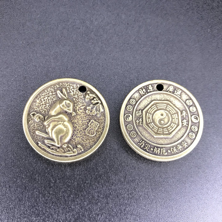 Mặt đồng xu đồng hình con Thỏ, làm móc đeo chìa khóa, mặt dây chuyền, quà tặng người thân, bạn bè ý nghĩa - SP002433