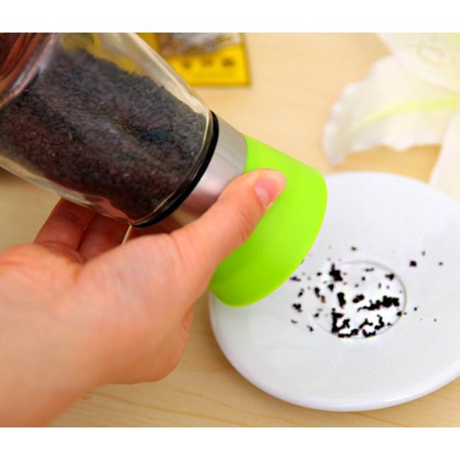 Dụng Cụ Đựng Và Xay Tiêu Tiện Dụng