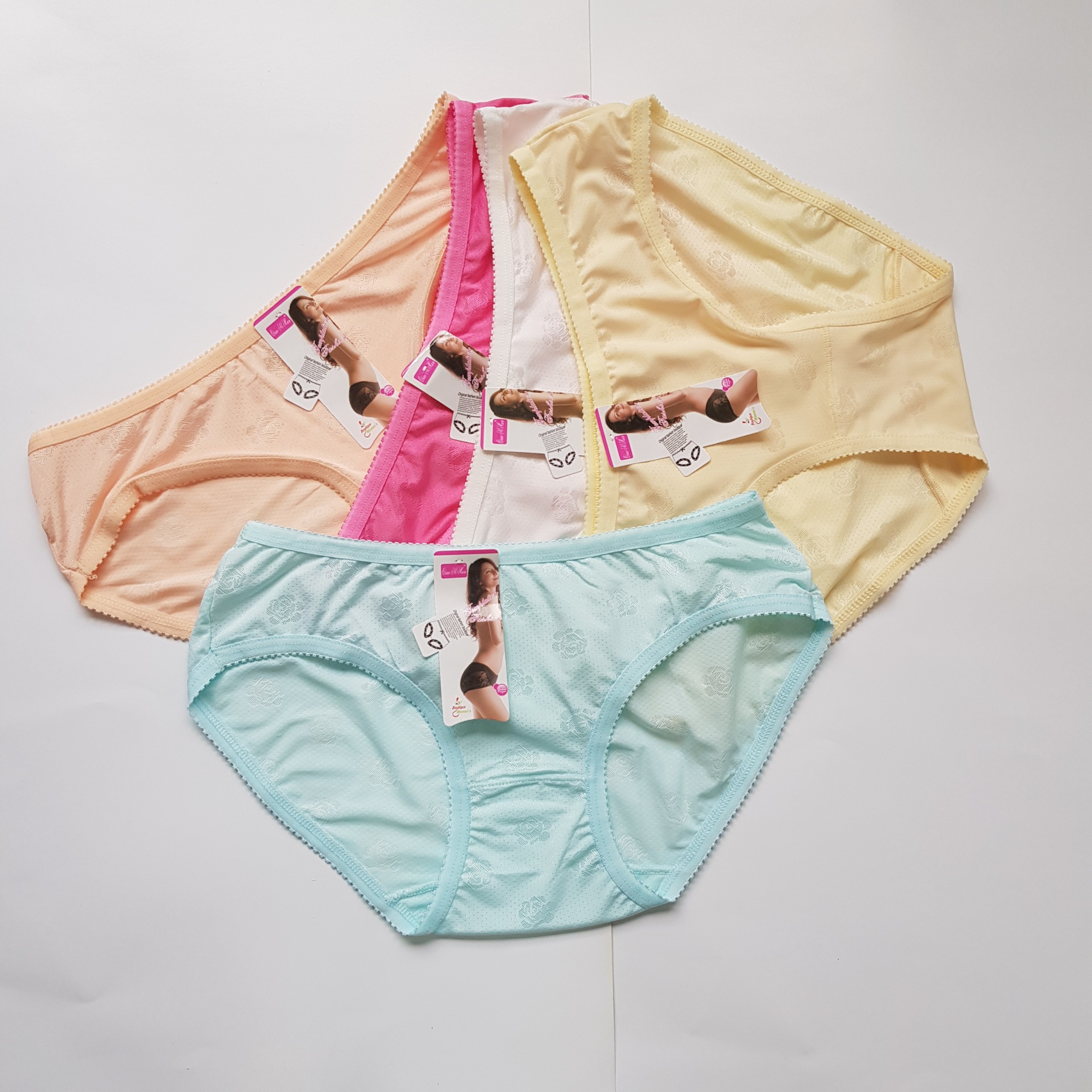 Combo 10 quần lót thông hơi hoa chìm fom to từ 48-58kg siêu đẹp