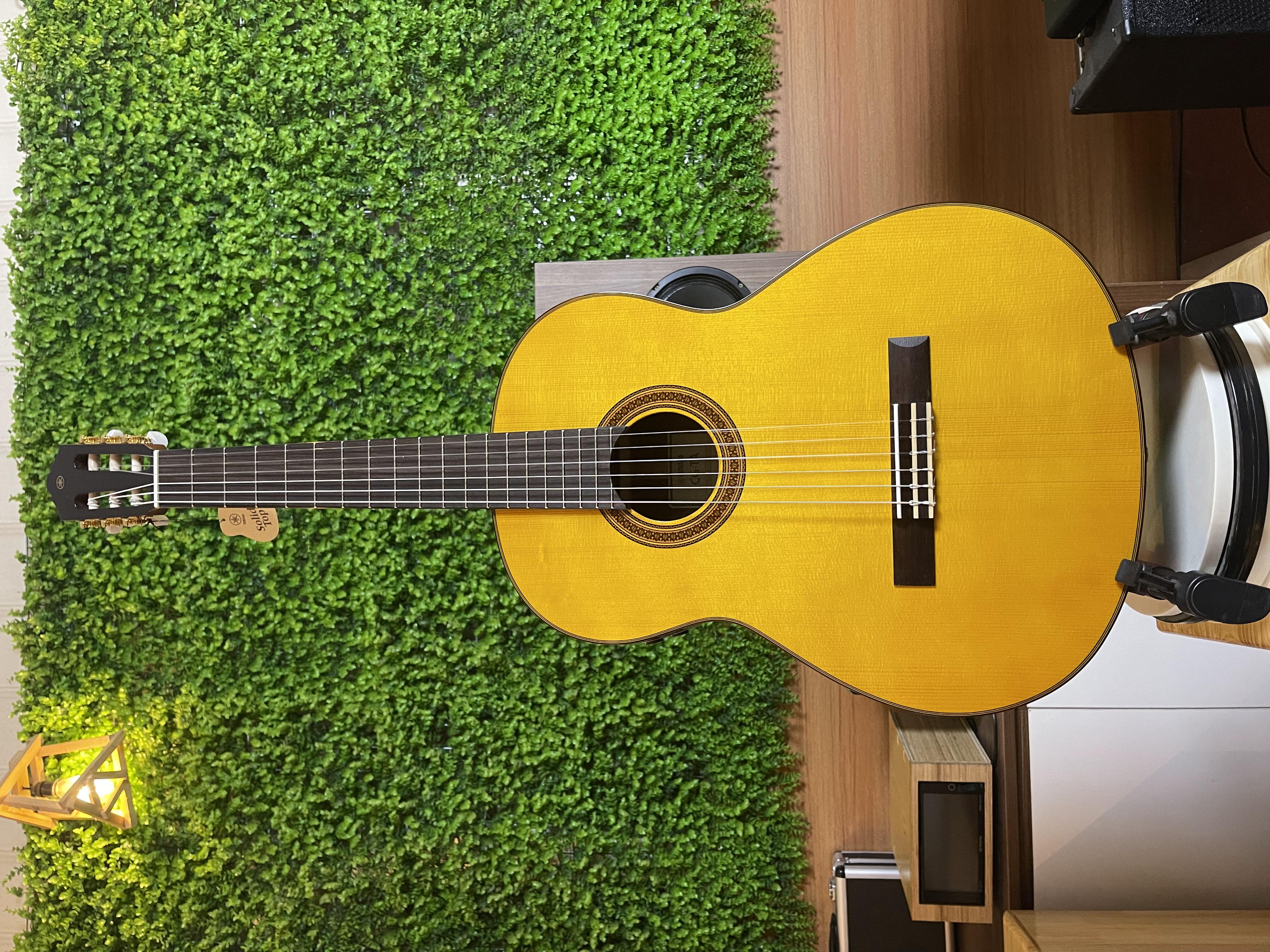 Đàn Guitar Classic Yamaha CG-TA