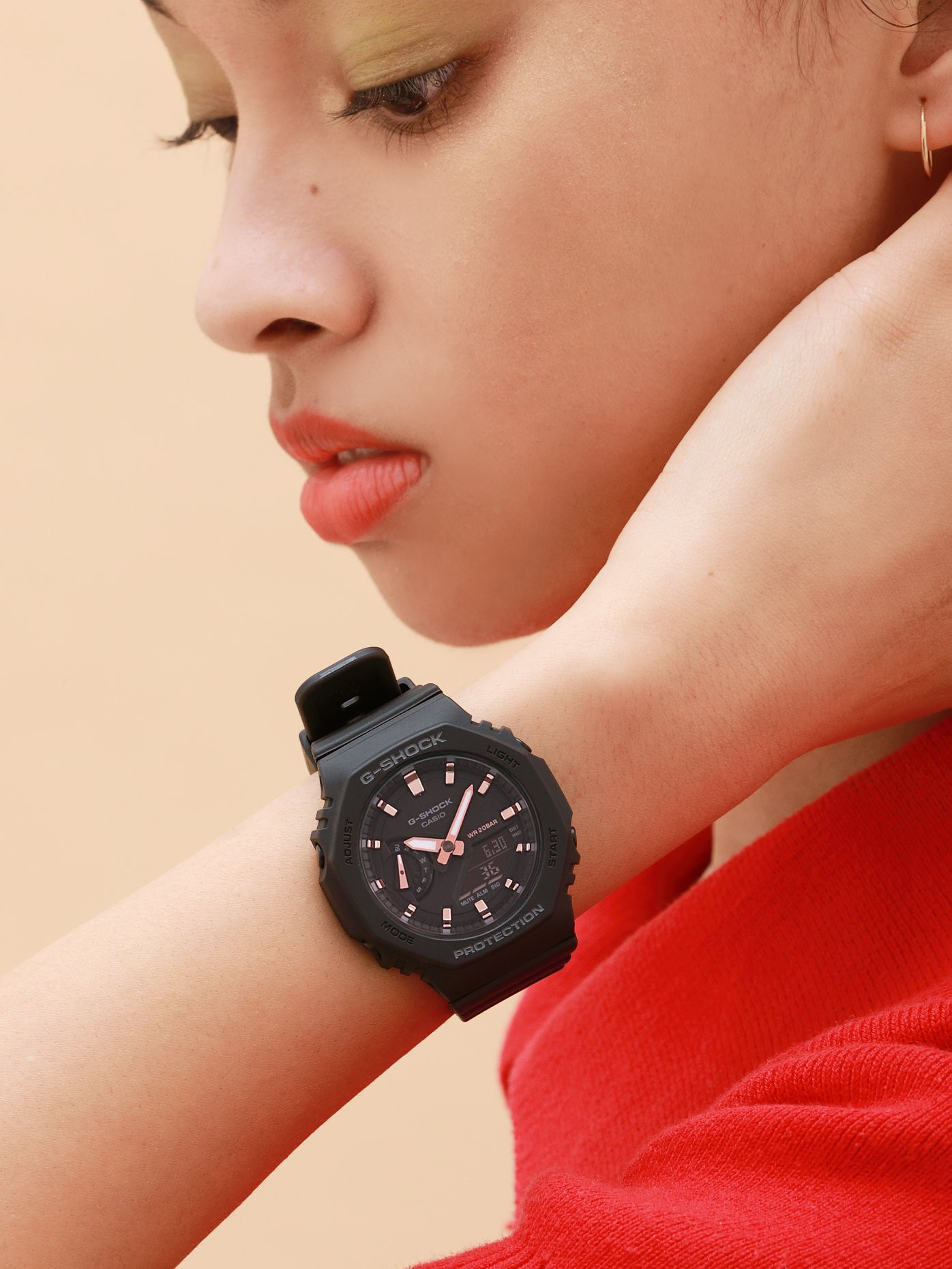 Đồng hồ nữ Casio G-Shock GMA-S2100-1ADR size nhỏ lõi Carbon | GMA-S2100-1A nữ