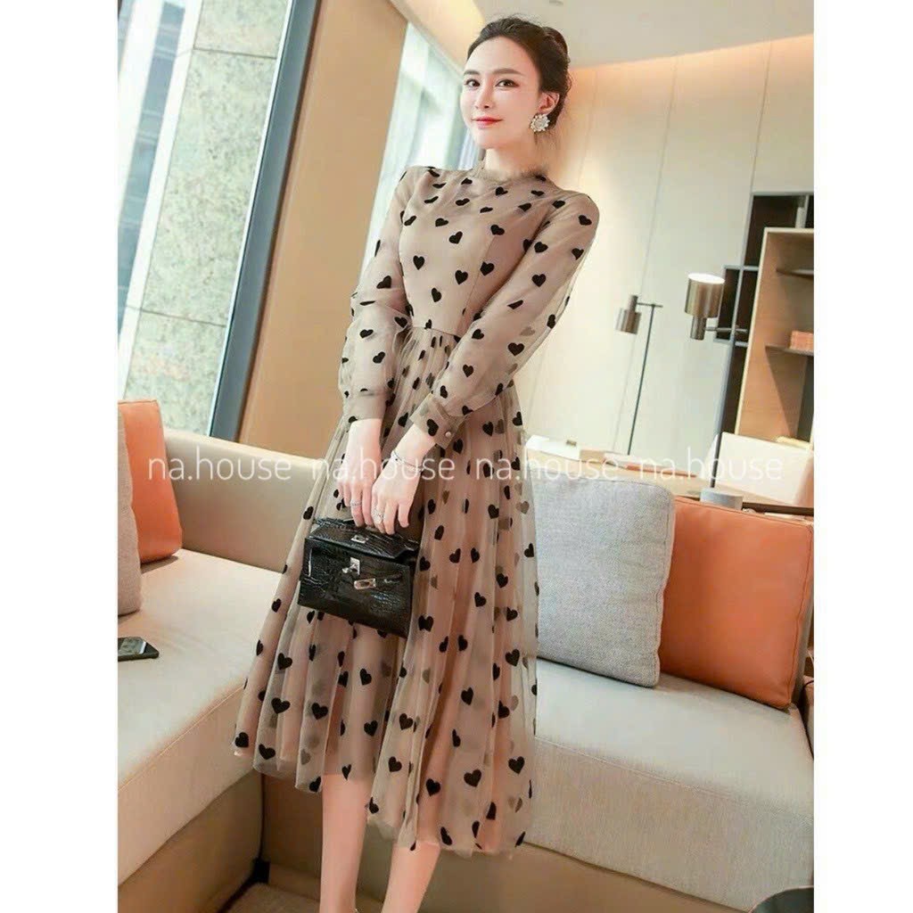 Đầm xòe dài tay in hình trái tim