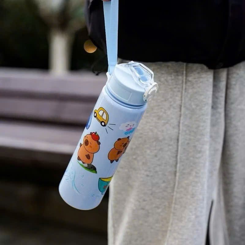 Bình Nước Nhựa 700ml Hình Capybara Siêu Yêu Cho Bé - HÀNG CHÍNH HÃNG MINIIN