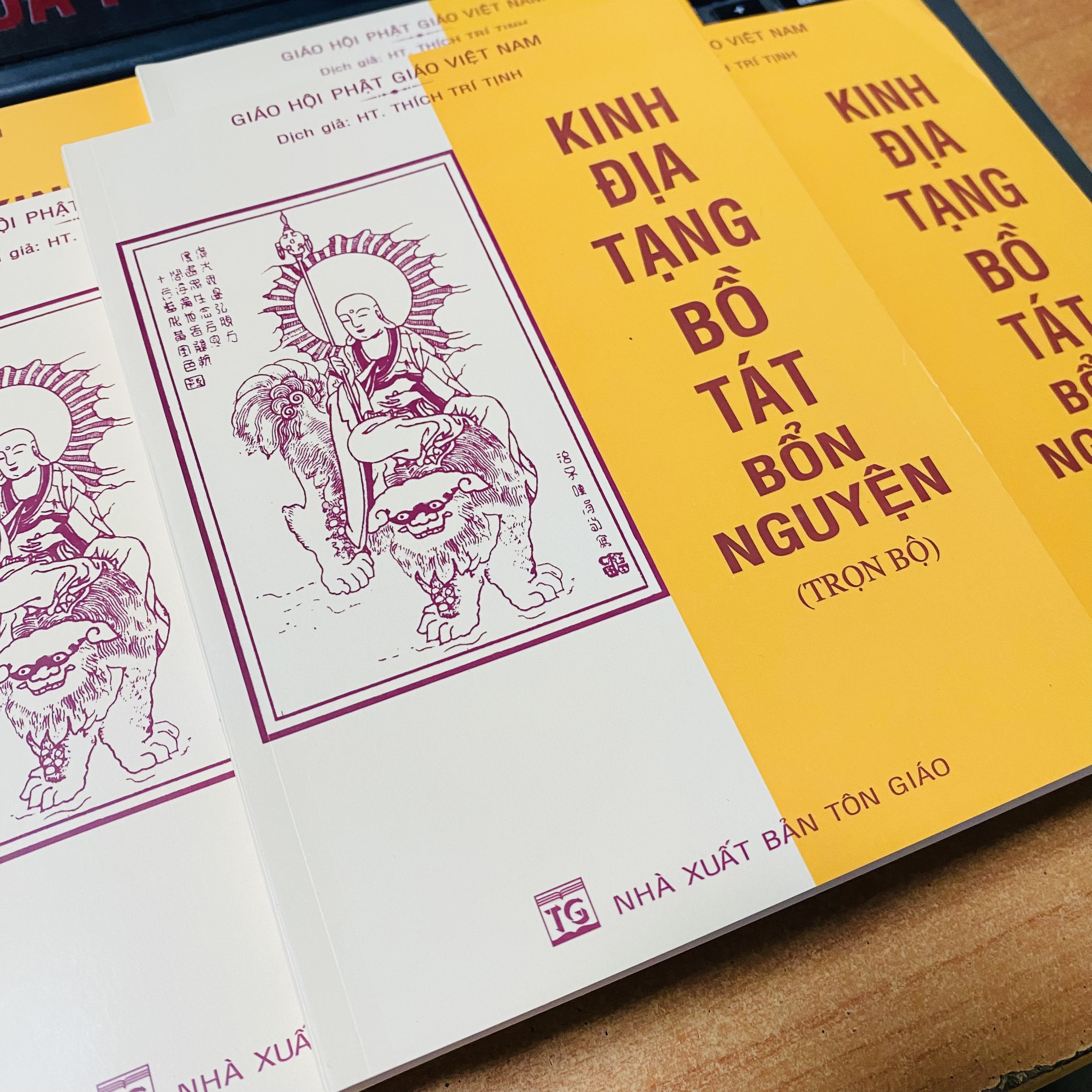 Combo K.i.n.h Đ.ị.a T.ạ.n.g và Vở chép K.i.n.h Đ.ị.a T.ạ.n.g