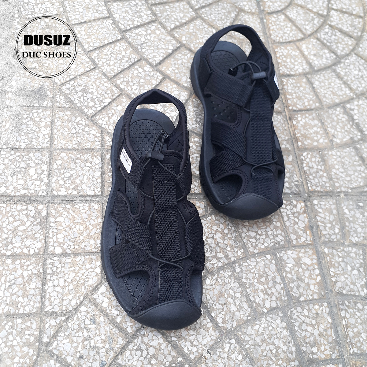 Giày sandal nam có size To hàng xuất khẩu dây rút bền và êm chân vải dù màu đen