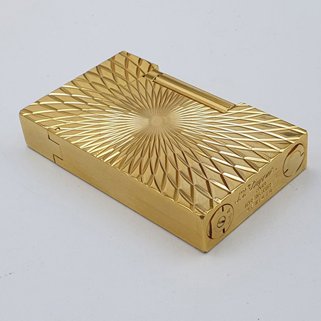 Vỏ Hột Quẹt Bật Lửa Upon Gas Đá D39V Họa Tiết Khắc Hoa Văn Đẹp Độc Lạ - Dùng Gas Đá Cao Cấp