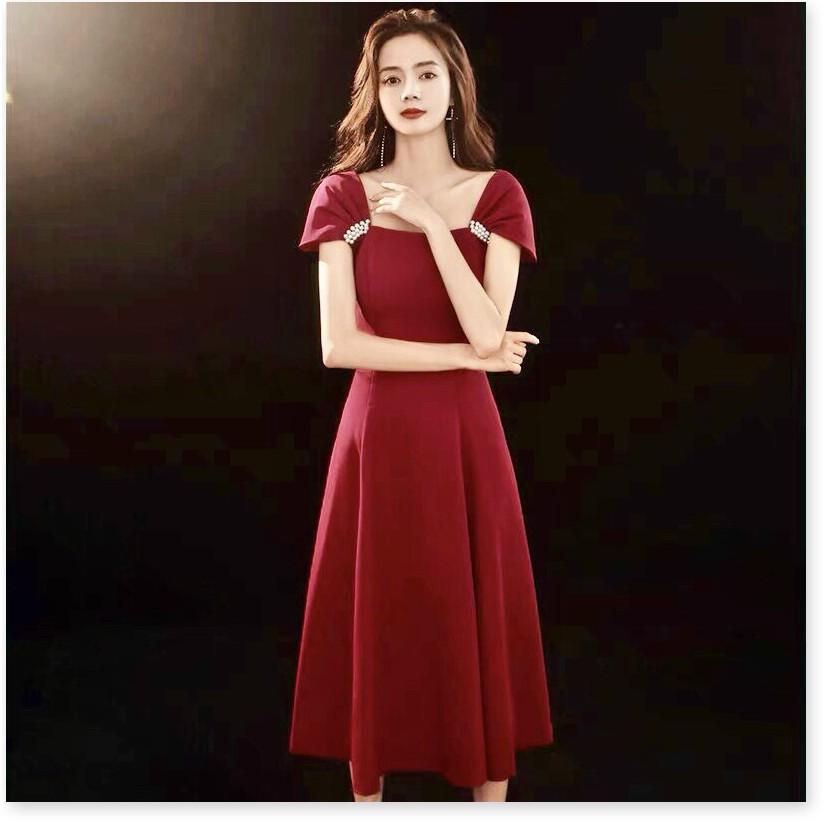 ĐẦM UMI ĐÍNH NGỌC ĐỎ TRƠN NHƯNG KHÔNG KÉM PHẦN QUAN TRỌNG 1HIT1 FASHION