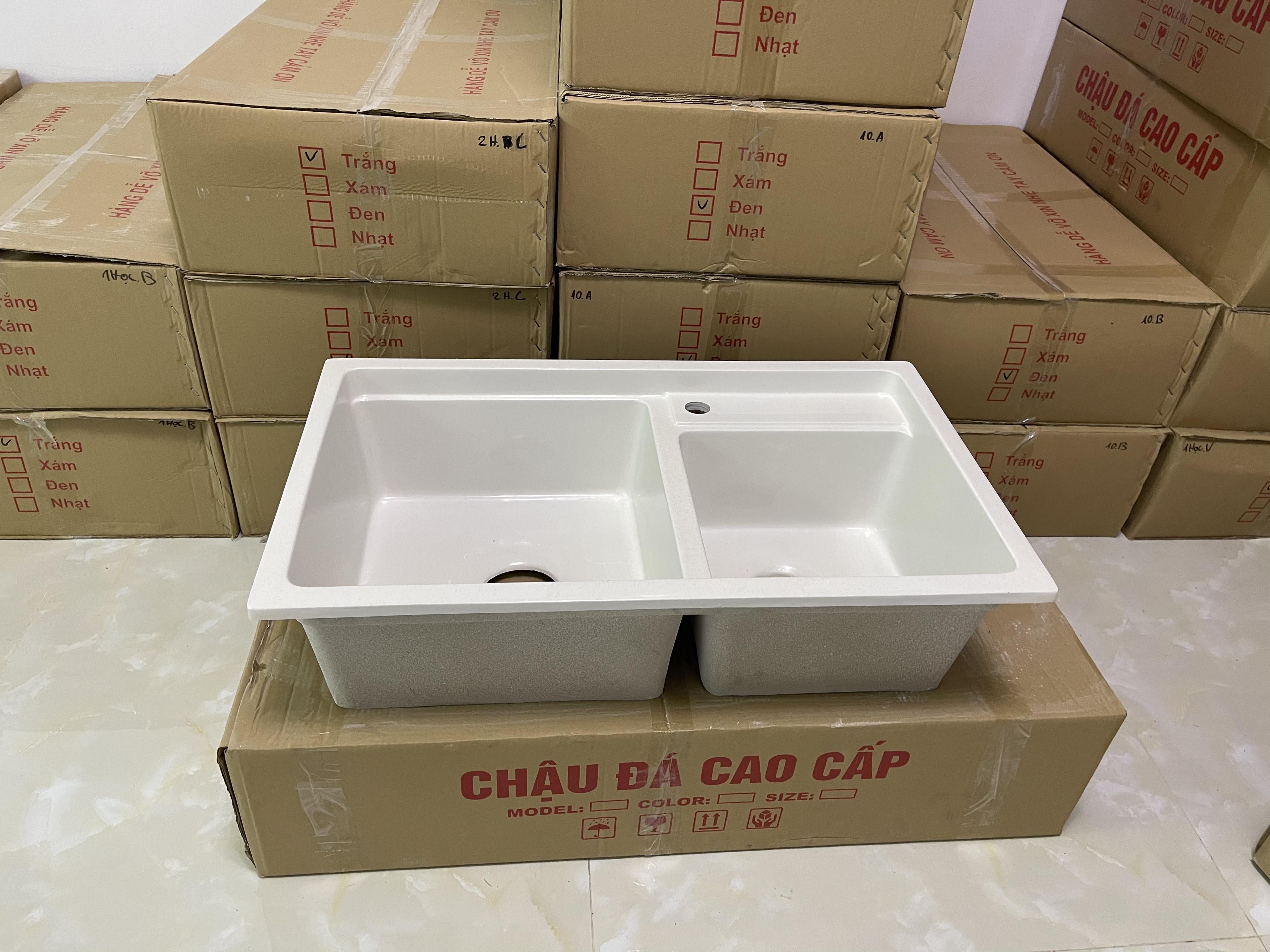 Chậu rửa chén đá nhân tạo màu trắng 2 hộc KT 80*48*20