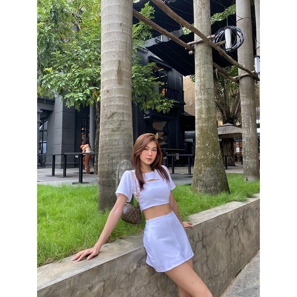 Set Áo croptop và chân váy quyến rũ Kara Set, REVERCLOTHINGS