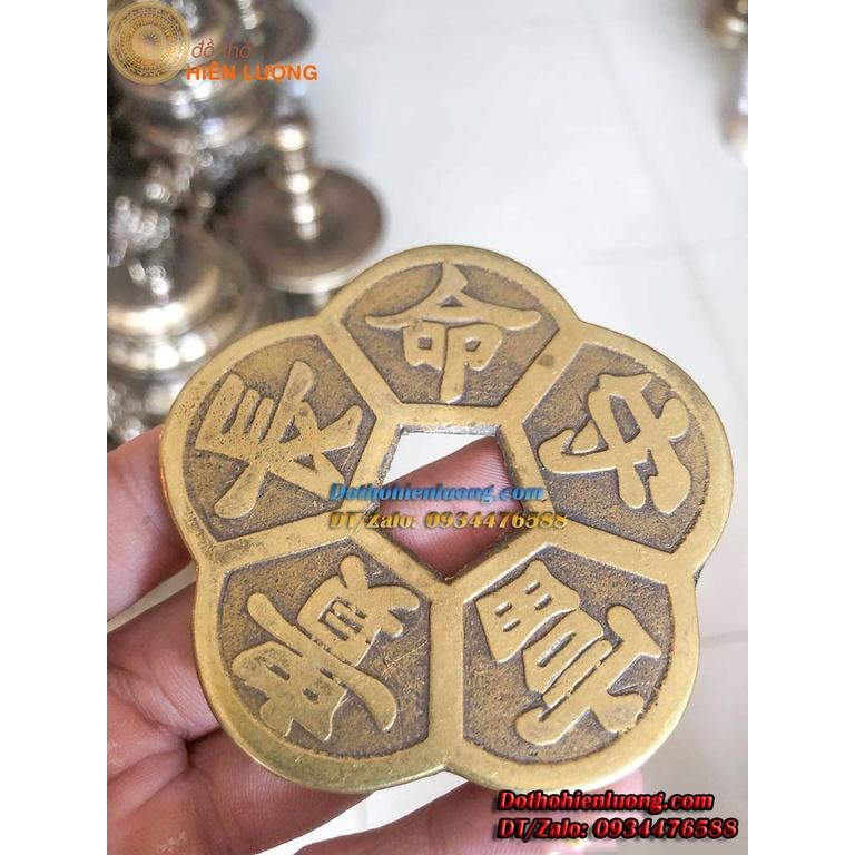 Đồng Tiền Hoa Mai Bằng Đồng Đường Kính 5cm Màu Vàng - Vật Phẩm May Mắn Để Trong Két Hoặc Ví
