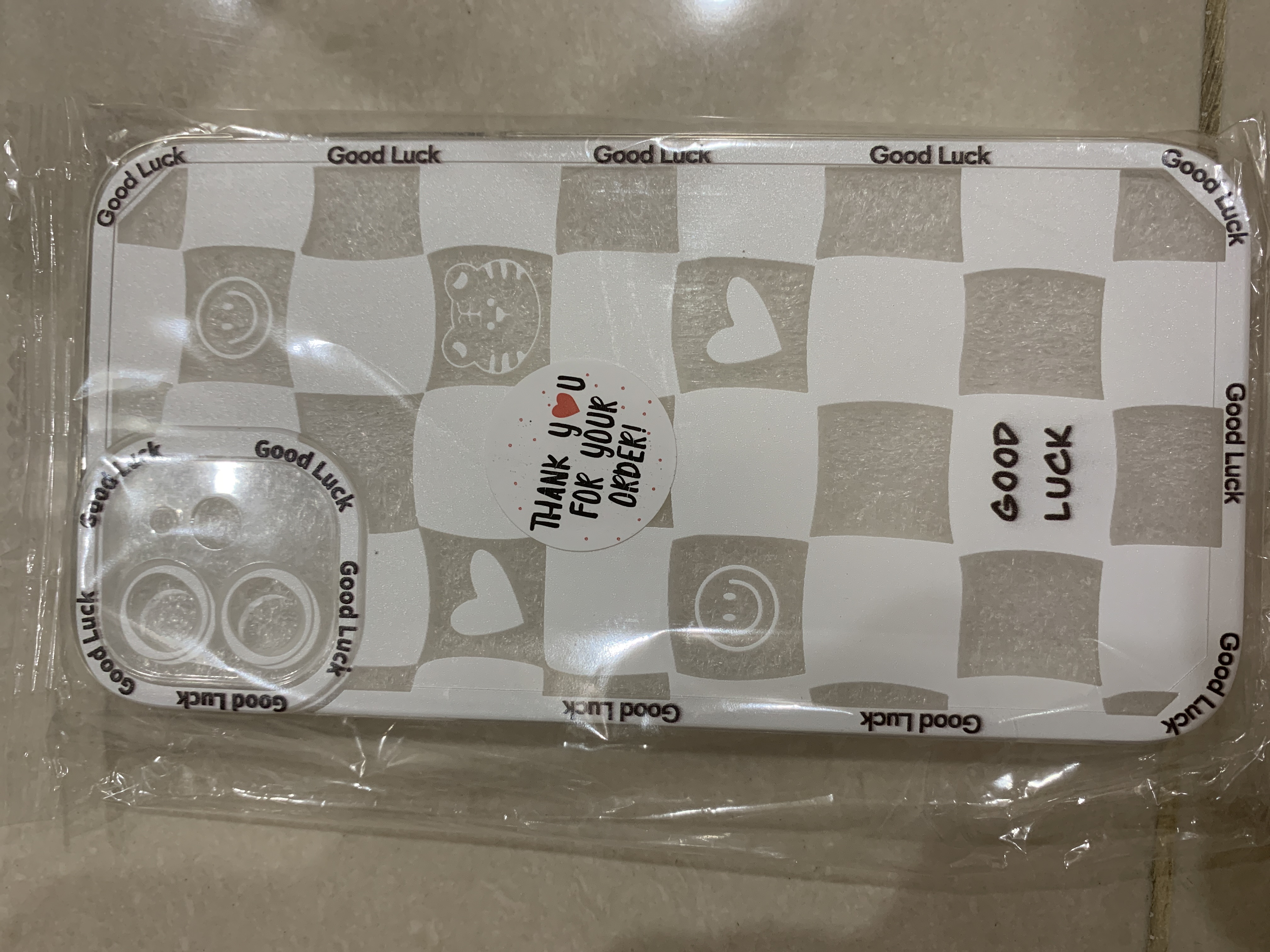 Ốp lưng Iphone chống sốc họa tiết caro good luck dành cho Iphone 11 / Phone 11 Pro / Iphone 11 Pro Max / Iphone 12 / Iphone 12 Pro / Iphone 12 Pro Max / Iphone 13 / Iphone 13 Pro / IPhone 13 Pro Max / Iphone 14/ Iphone 14 Pro / Iphone 14 Pro Max