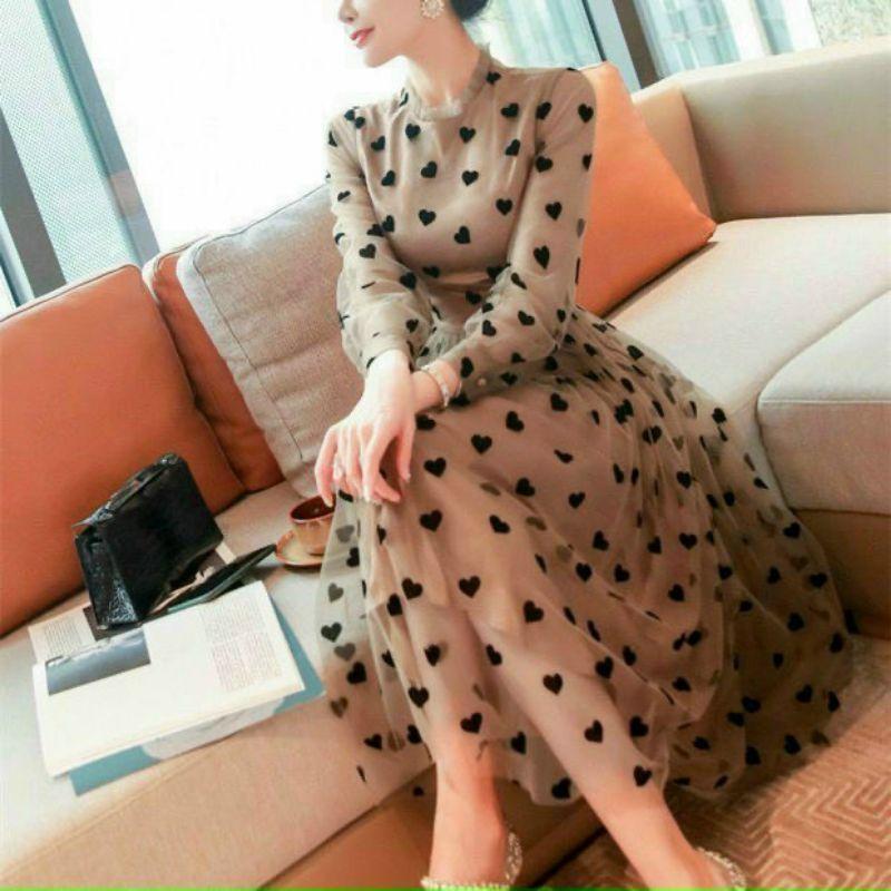 ĐẦM REN HOẠ TIẾT TRÁI TIM