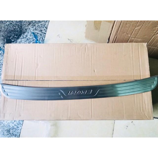 Chống trầy cốp trong, ngoài xe Mazda 3 sedan 2016-2023 inox cao cấp