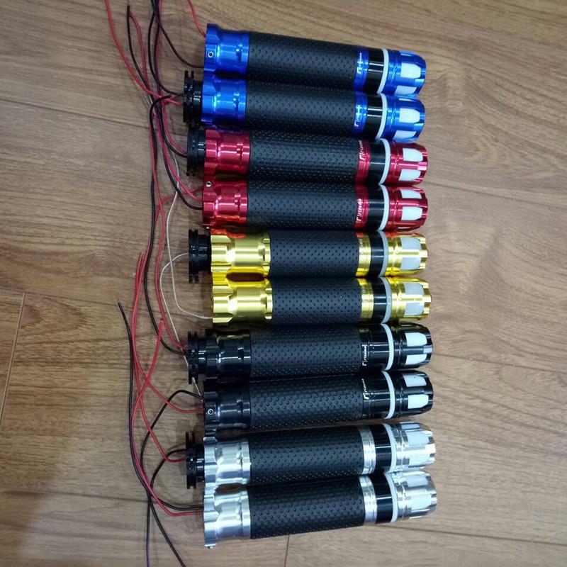 Bao Tay Lái Cho Xe Máy Mẫu Gùi Xoay Có Đèn Led