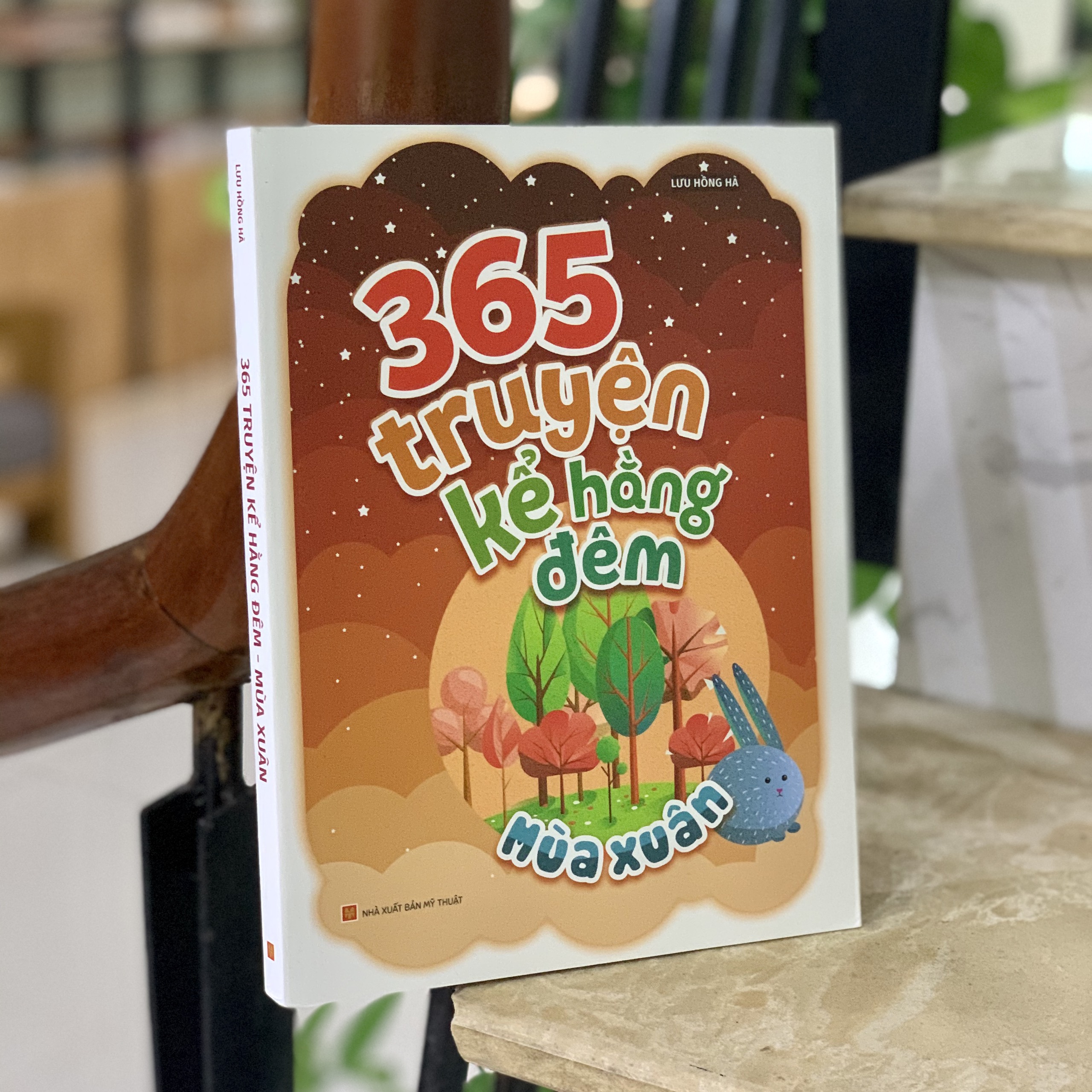 Sách: 365 Truyện Kể Hằng Đêm - Mùa Xuân