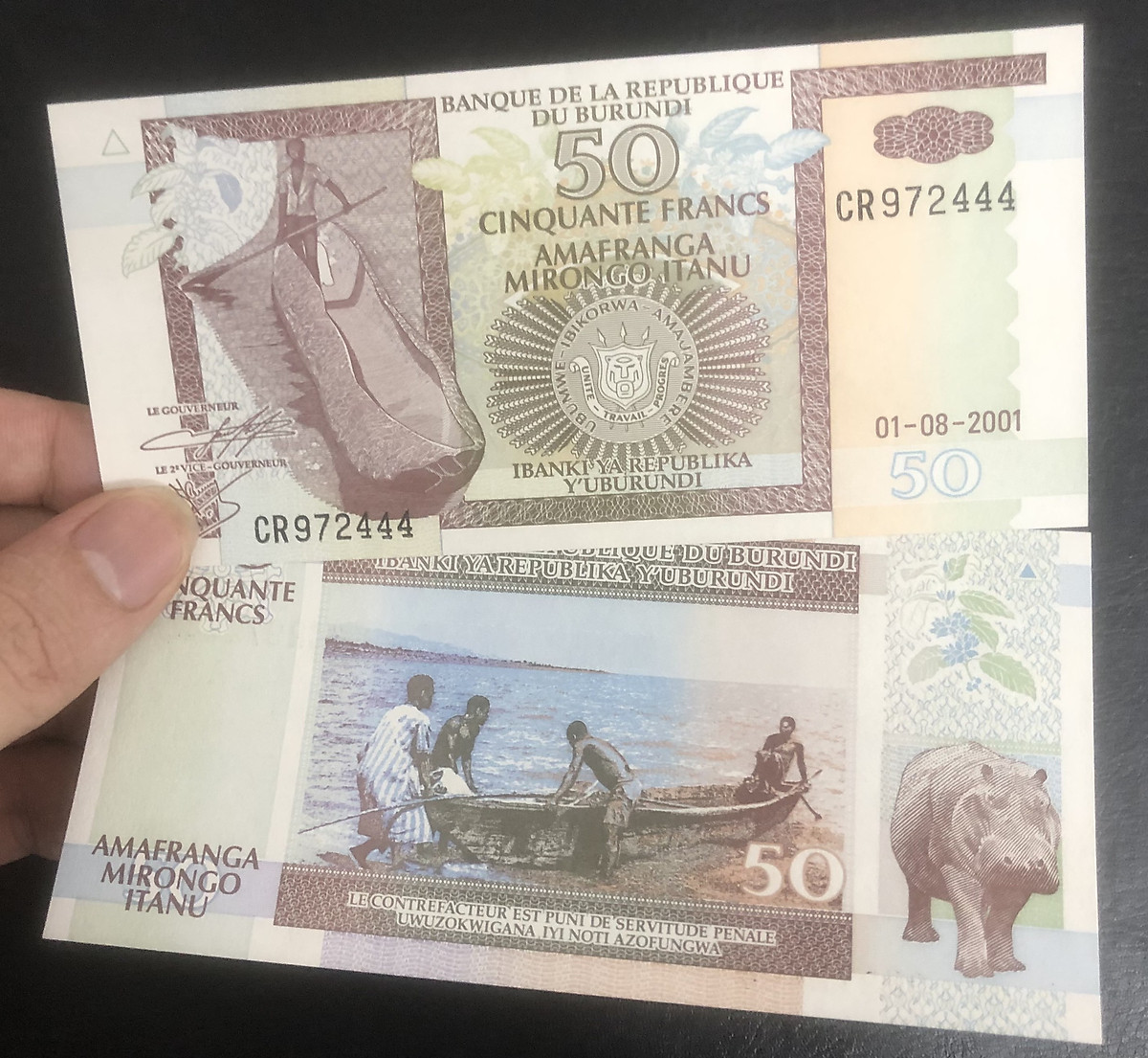 Tiền Burundi thời xưa 50 francs cảnh người dân đánh bắt cá - Tặng túi nilon bảo quản