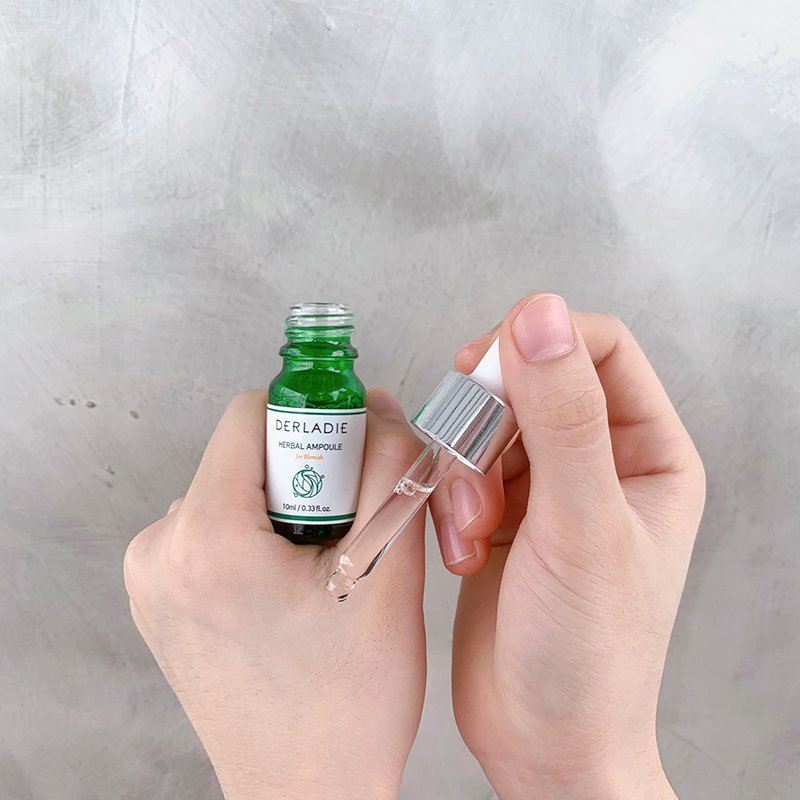 Tinh Chất Chấm Mụn Tràm Trà Derladie Herbal Ampoule For Blemish 10ml
