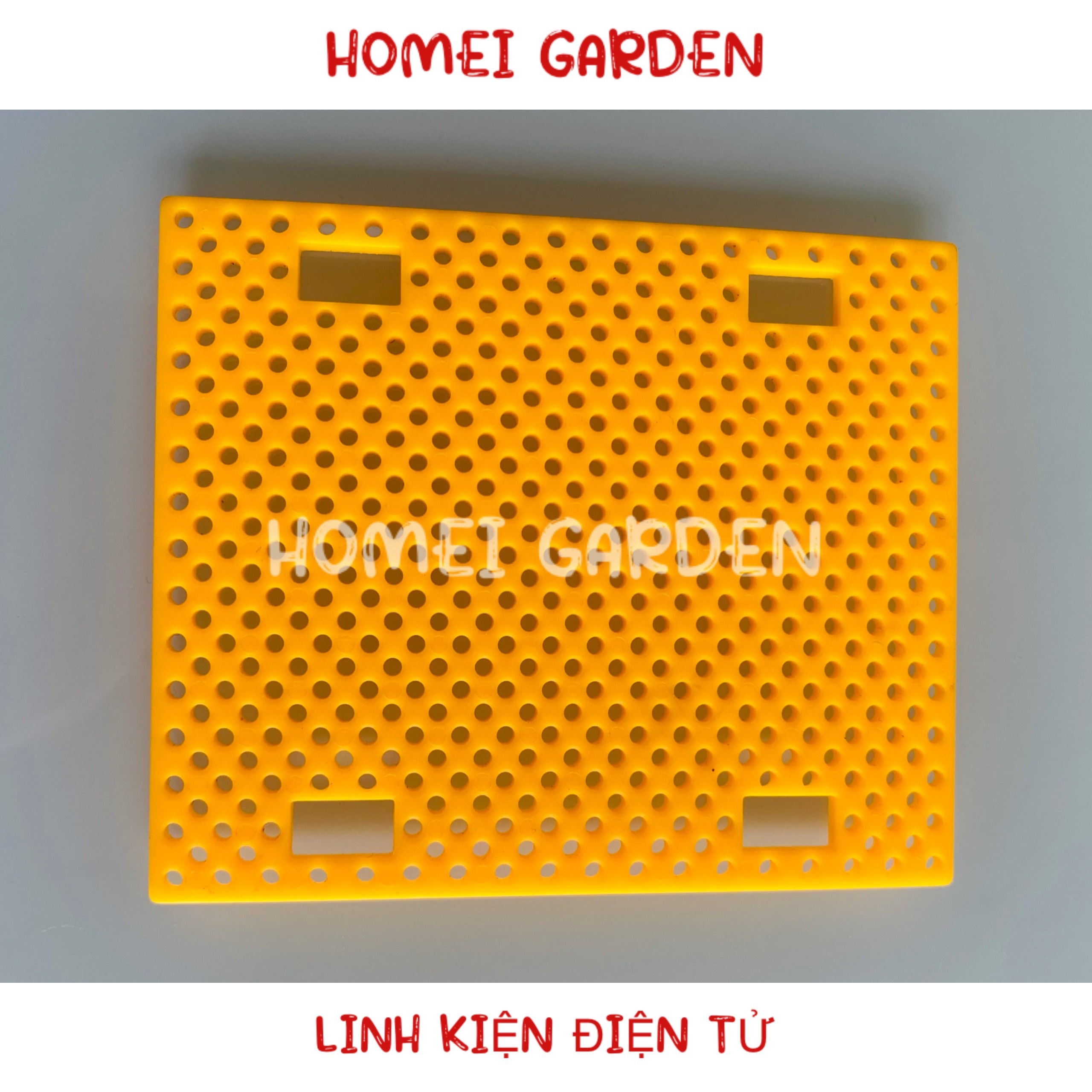 Tấm nhựa có lỗ kích thước 75x90mm dùng để làm đế mô hình DIY stem steam - HM0146