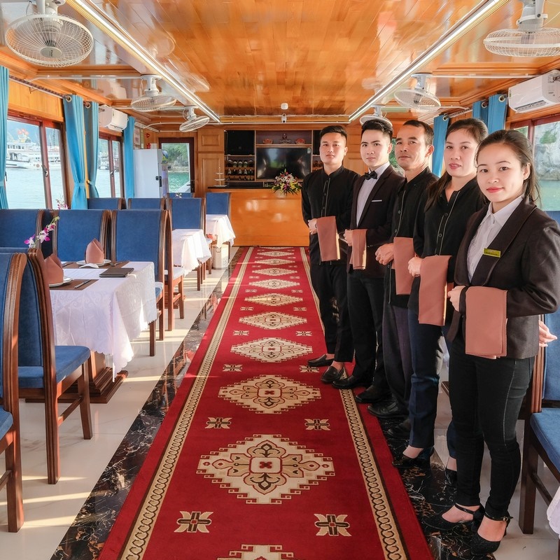 [Tour VIP] Hạ Long 01 Ngày, Tàu 5 Sao Wonder Bay Cruises, Xe Limousine Đưa Đón Từ Hà Nội, Đi Đường Cao Tốc