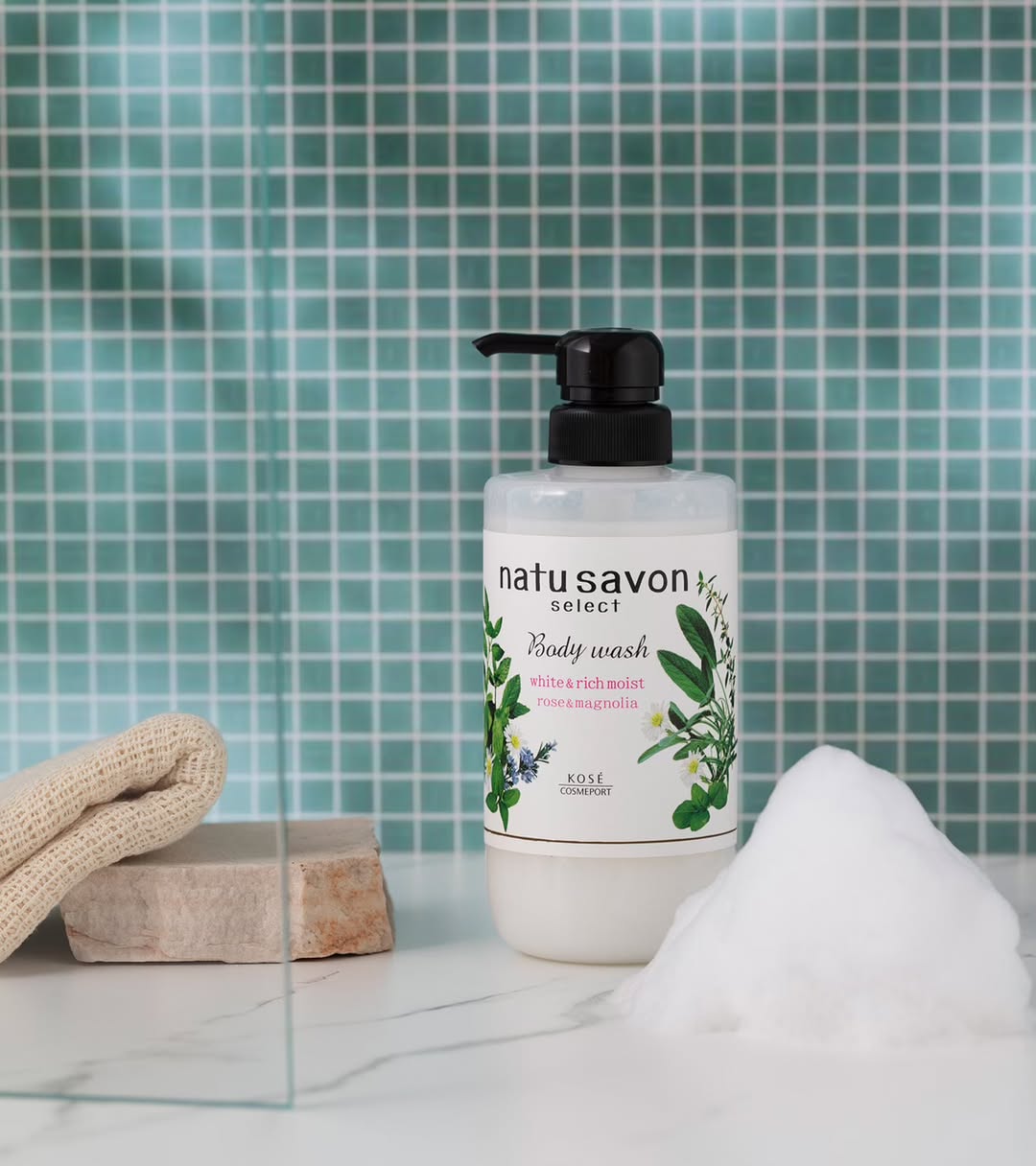 Sữa Tắm Dưỡng Trắng Và Mềm Mịn Da Kose Softymo Natusavon Select Body White &amp; Rich Moist (500ML)