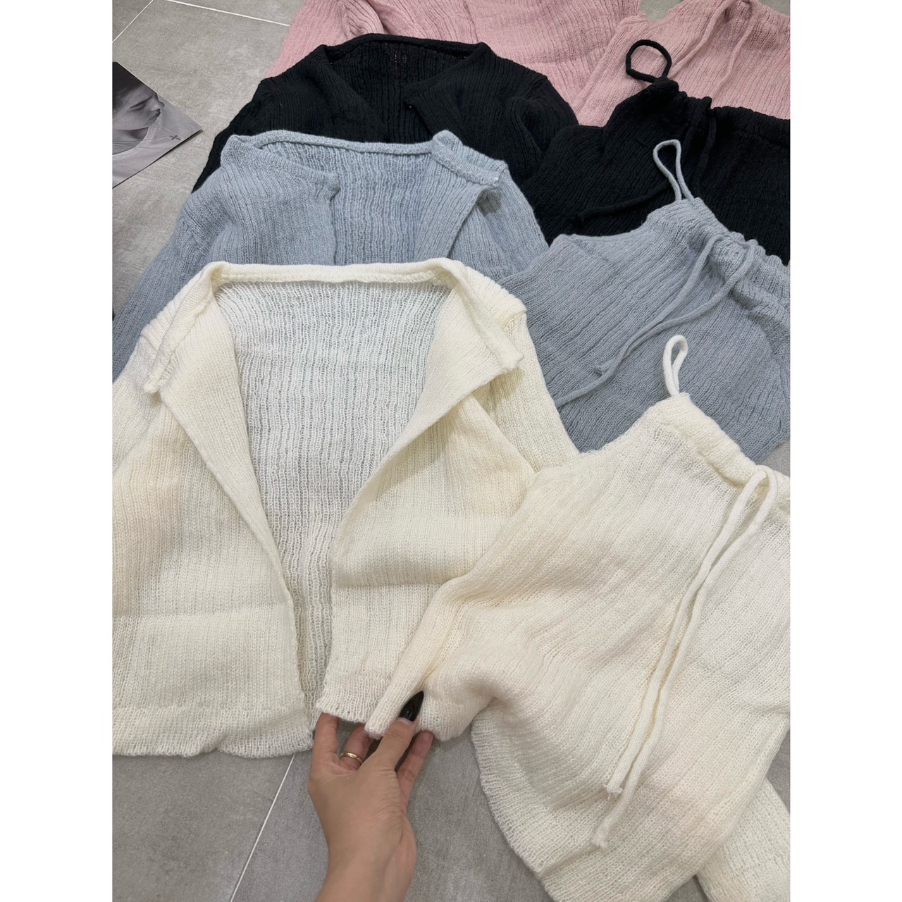 SET ÁO LEN CROPTOP DÂY CỔ YẾM TRƠN PASTEL + ÁO KHOÁC CARDIGAN LỬNG TAY DÀI DẠO PHỐ ĐI CHƠI ĐI BIỂN ĐI TIỆC