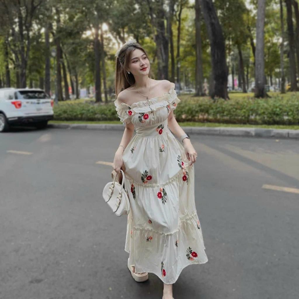 Đầm midi lụa trễ vai hoạ tiết hoa nhúng bèo duyên dáng