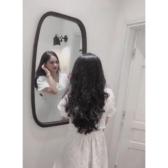 Đầm dạo phố vải gấm xốp phối nút hở eo cute