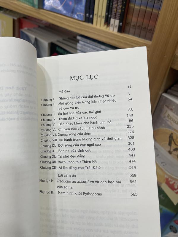 Sách - Vũ trụ (TB 2023) (Nhã Nam HCM)