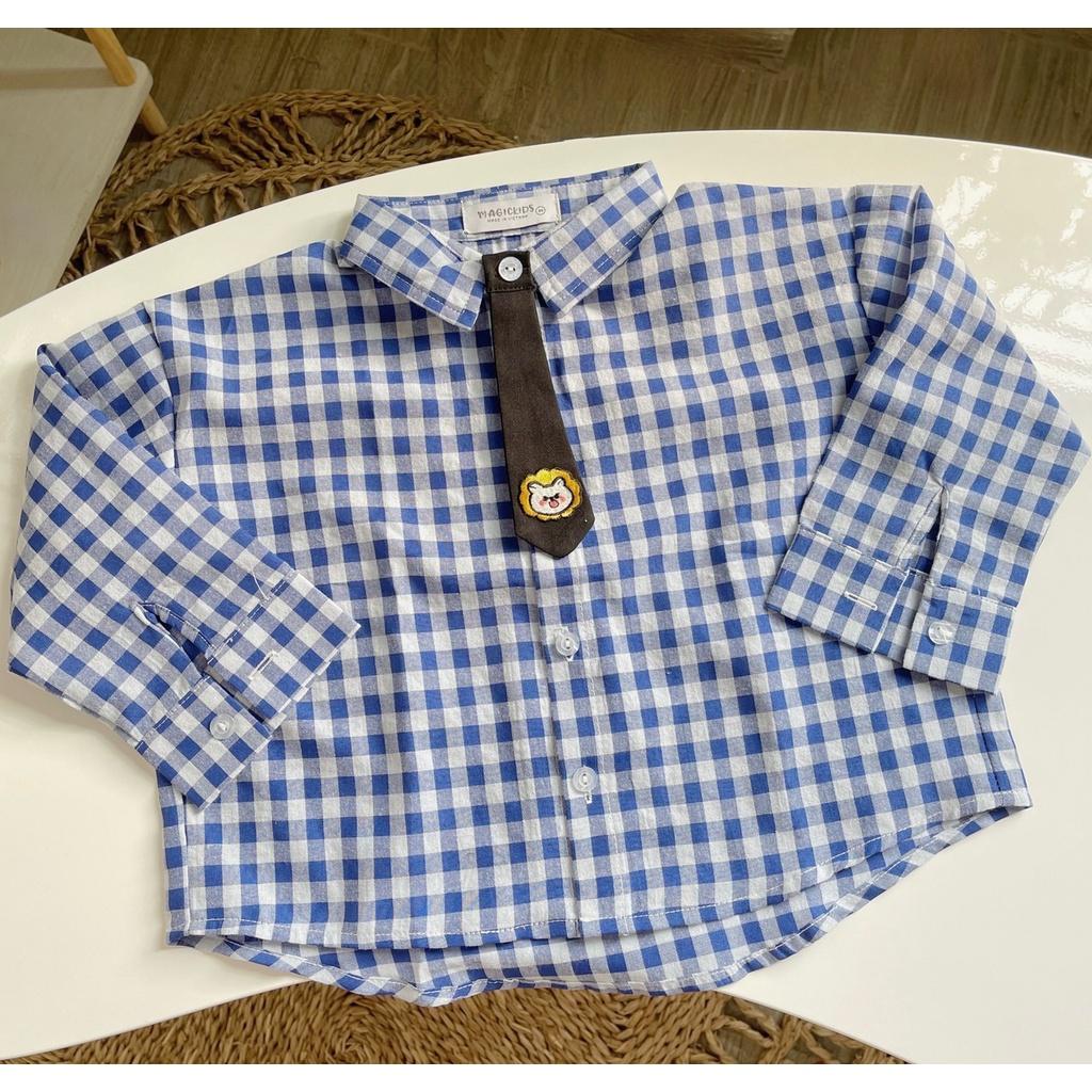 Áo sơ mi cho bé trai bé gái Magickids họa tiết kẻ caro kèm cavat thêu hình dễ thương cho bé Quần áo trẻ em AO22054