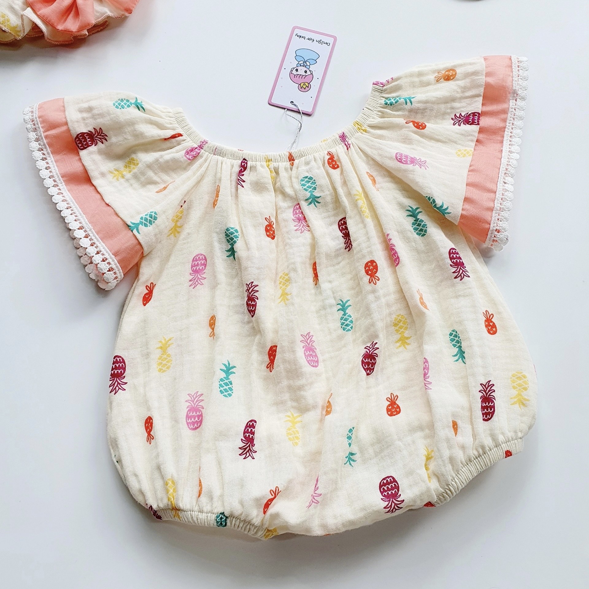 Body Cánh Én Hoạ Tiết Quả Dứa Chất XÔ MUSLIN Mềm Mát Cho Bé Gái 3 Đến 12kg