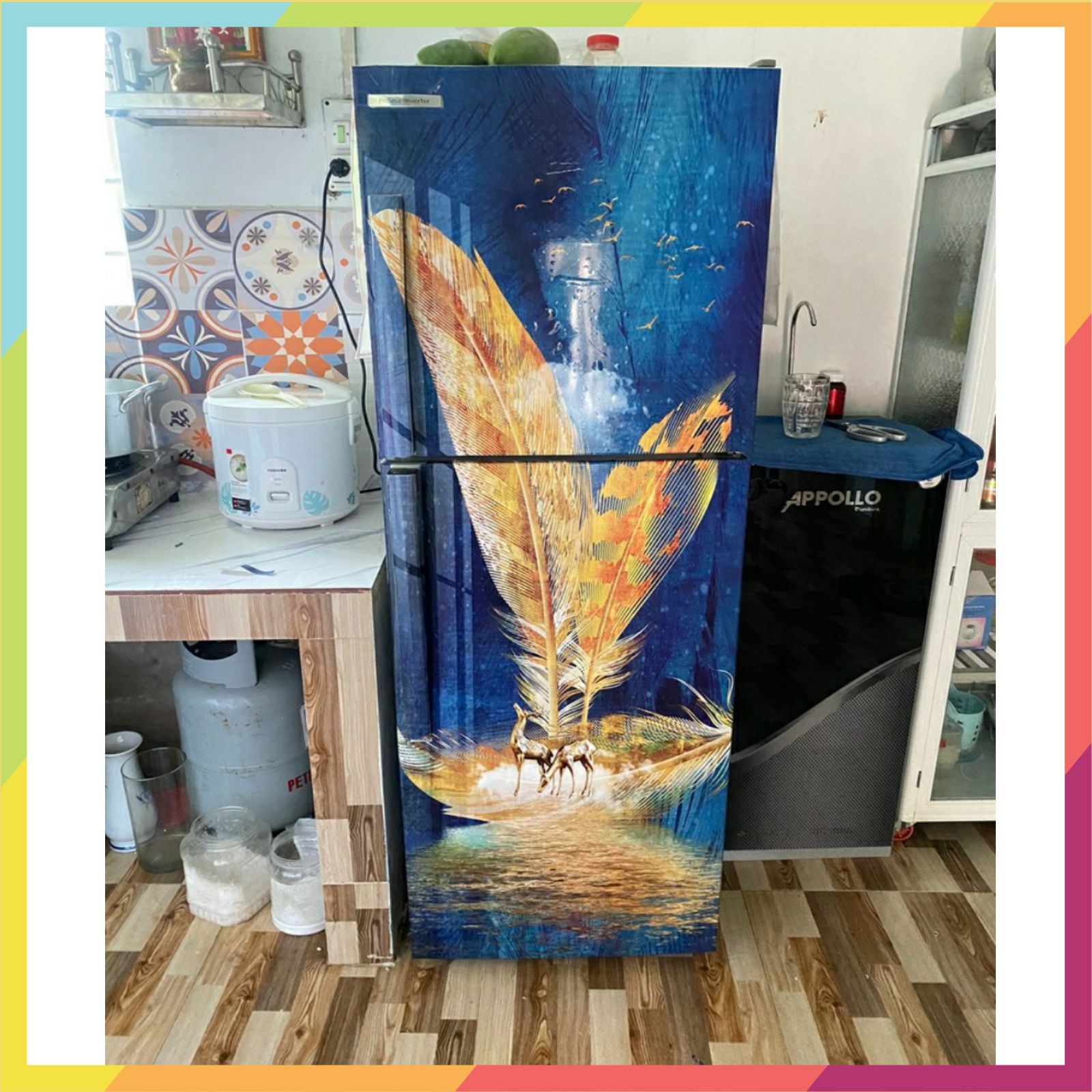 Decal dán tủ lạnh máy giặt in hình lông vũ phông xanh, gồm 4 kích thước chọn lựa, decal không thấm nước, in hình sắc nét