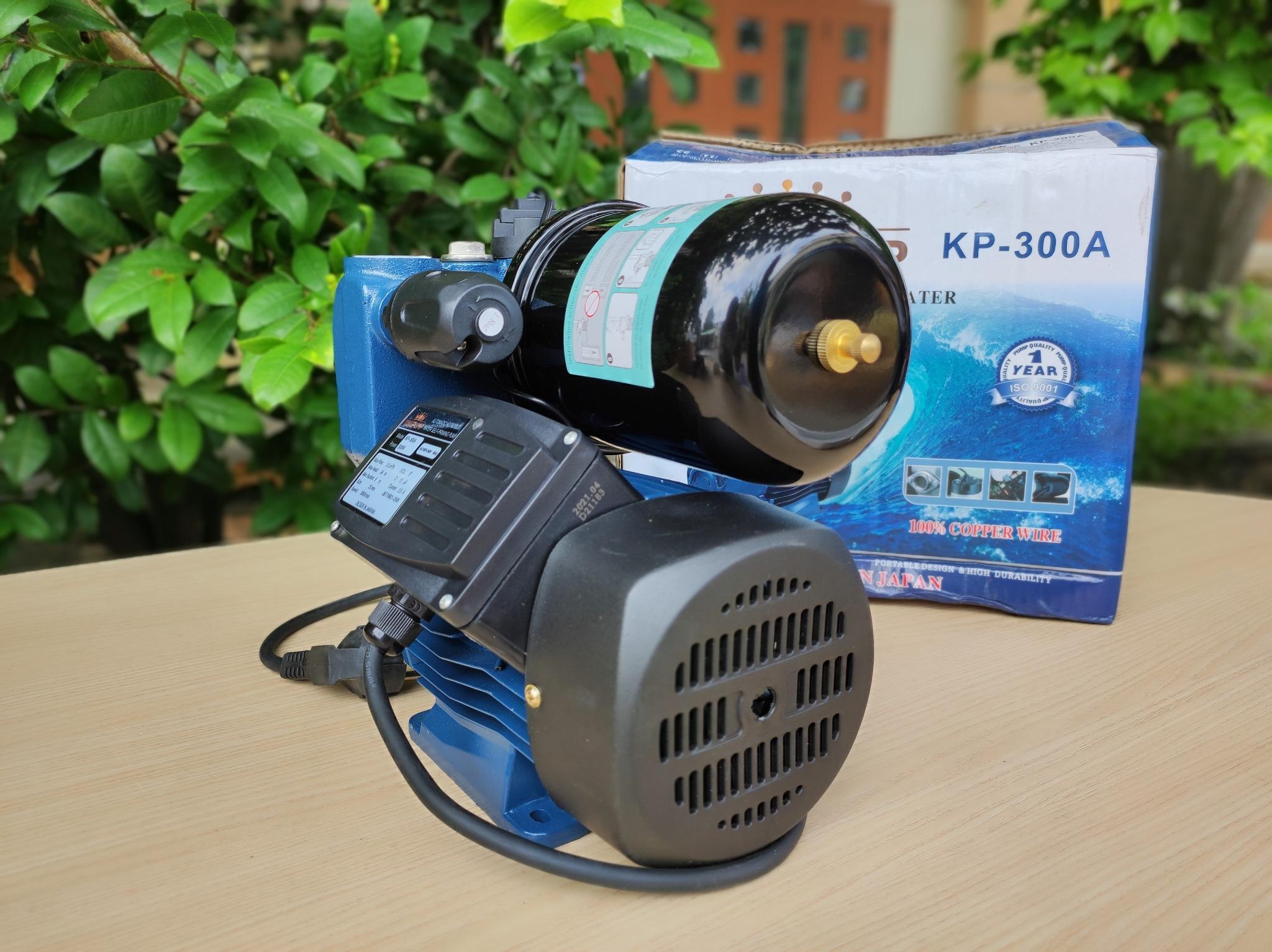 MÁY BƠM NƯƠC TỰ ĐỘNG 300W KINGPUMP KP-300A - HÀNG CHÍNH HÃNG