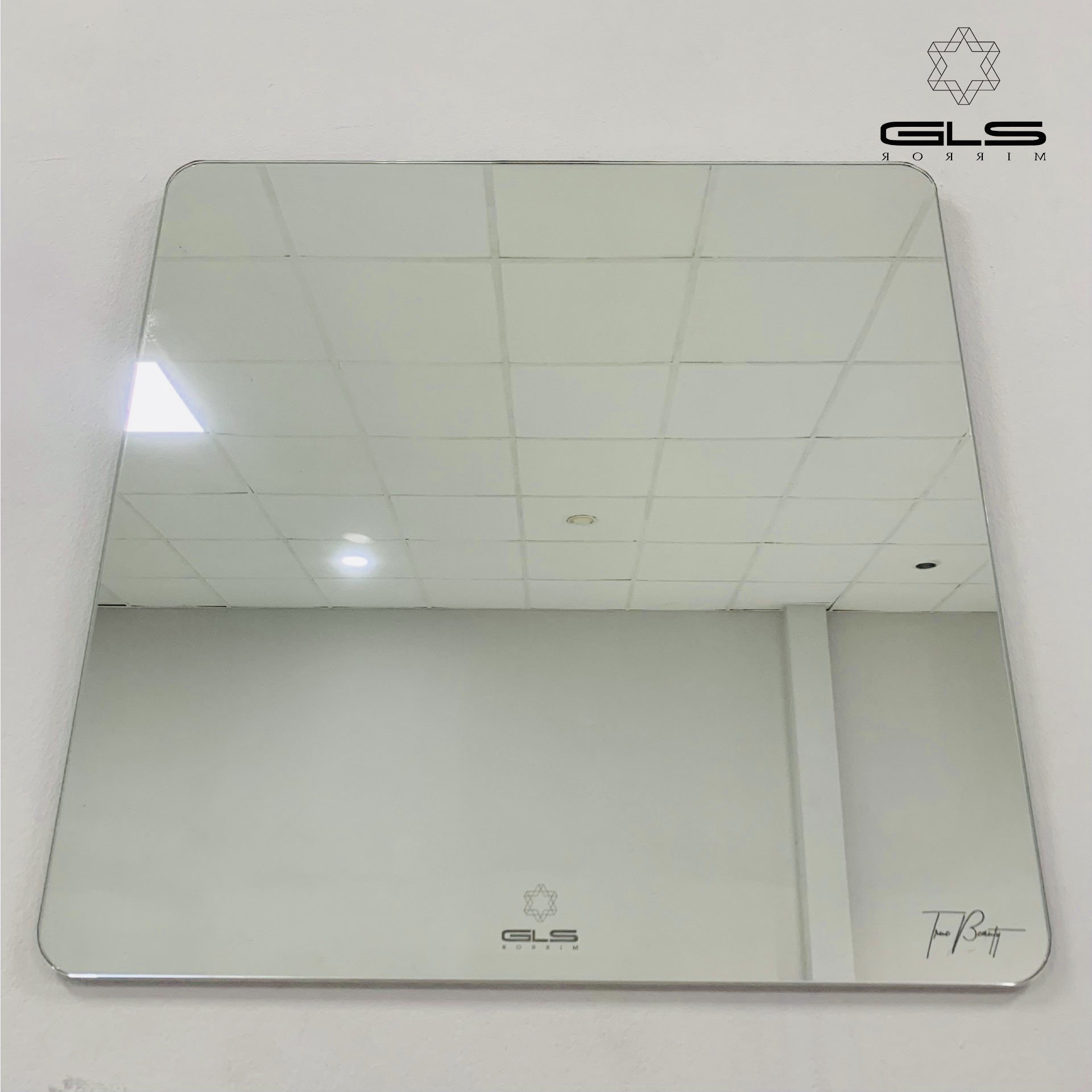 Gương soi GLS kiểu trơn hình vuông 60x60cm sưu tập Thu 2022